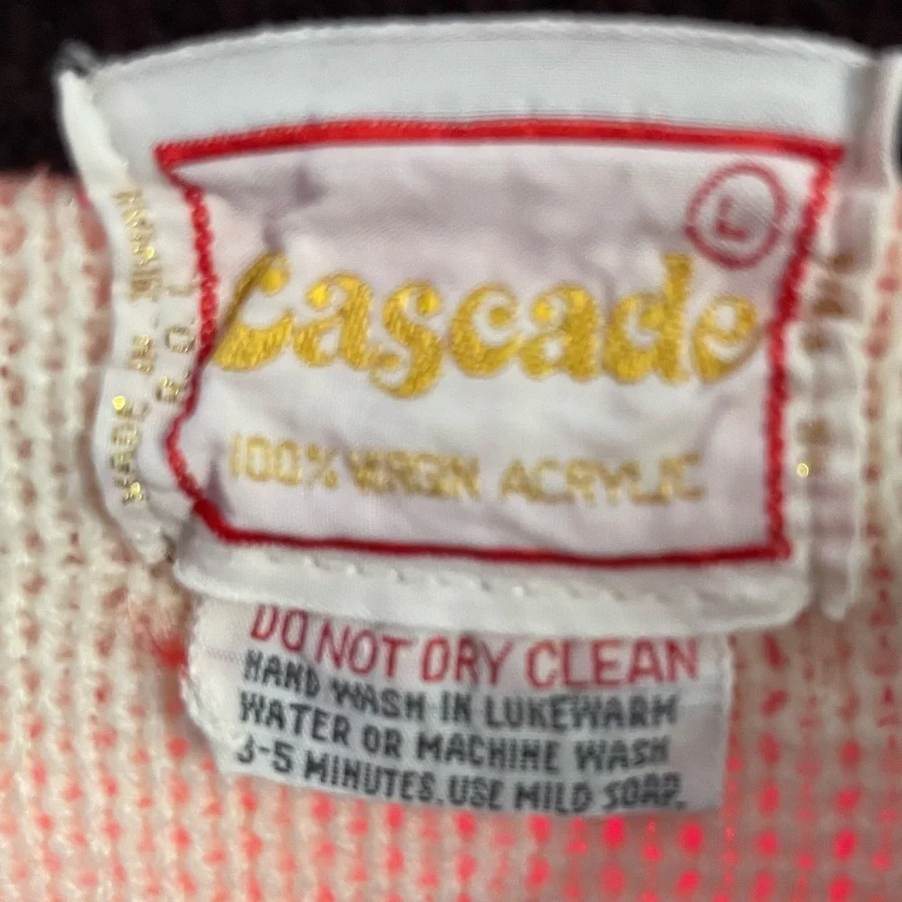 Vintage Cascade Mens Sweater Size Large Arrow‎ Design EUC